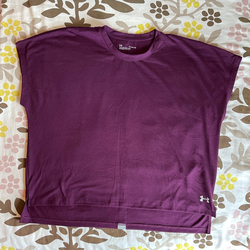 Under Amour T-shirt